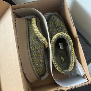❌SOLD❌ Ugg Tazz Maxi Tasman